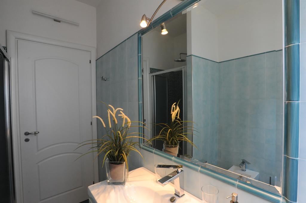B&B Aurora Domus D'A-Mare Pesaro Rom bilde