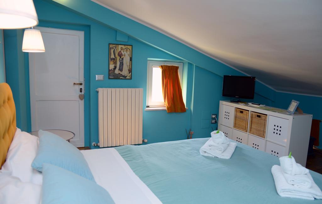 B&B Aurora Domus D'A-Mare Pesaro Eksteriør bilde