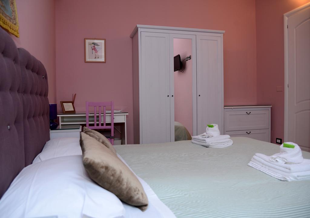 B&B Aurora Domus D'A-Mare Pesaro Eksteriør bilde
